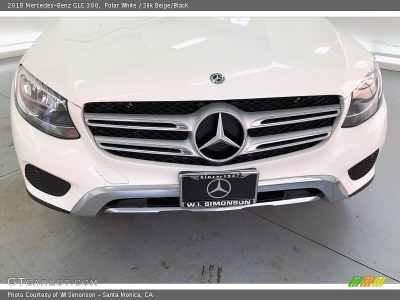 Polar White / Silk Beige/Black 2018 Mercedes-Benz GLC 300