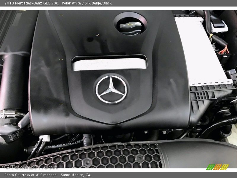 Polar White / Silk Beige/Black 2018 Mercedes-Benz GLC 300