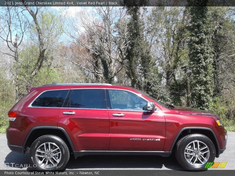 Velvet Red Pearl / Black 2021 Jeep Grand Cherokee Limited 4x4