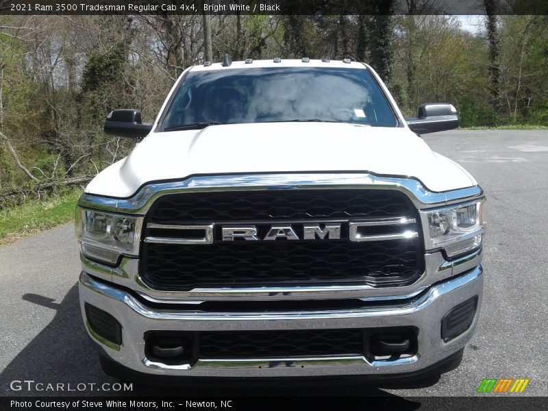 Bright White / Black 2021 Ram 3500 Tradesman Regular Cab 4x4