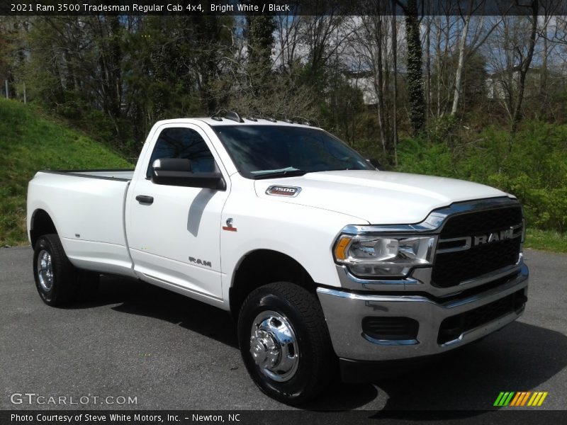 Bright White / Black 2021 Ram 3500 Tradesman Regular Cab 4x4