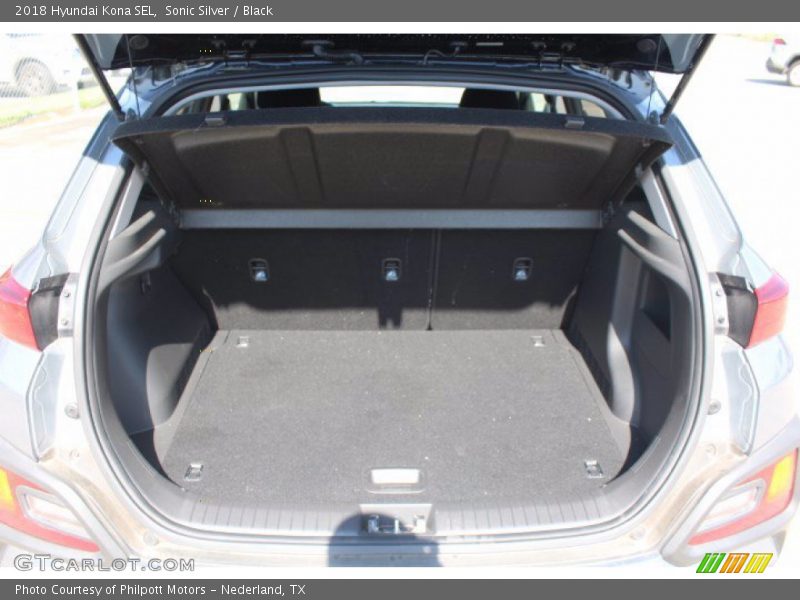 Sonic Silver / Black 2018 Hyundai Kona SEL