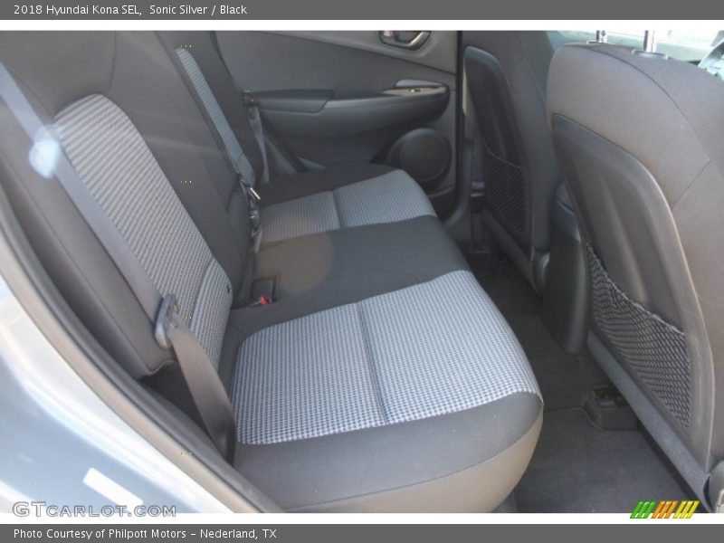 Sonic Silver / Black 2018 Hyundai Kona SEL