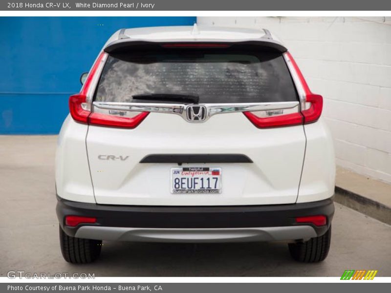 White Diamond Pearl / Ivory 2018 Honda CR-V LX