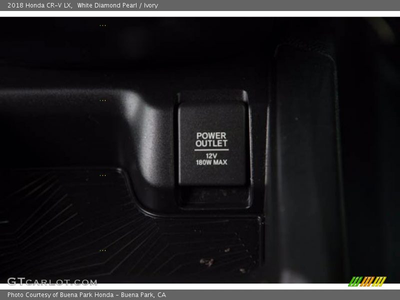 White Diamond Pearl / Ivory 2018 Honda CR-V LX