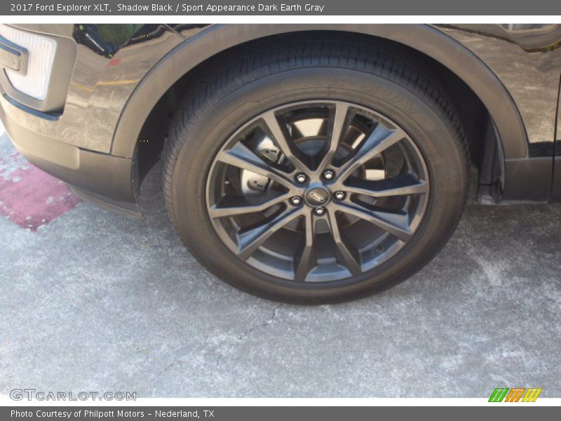 Shadow Black / Sport Appearance Dark Earth Gray 2017 Ford Explorer XLT