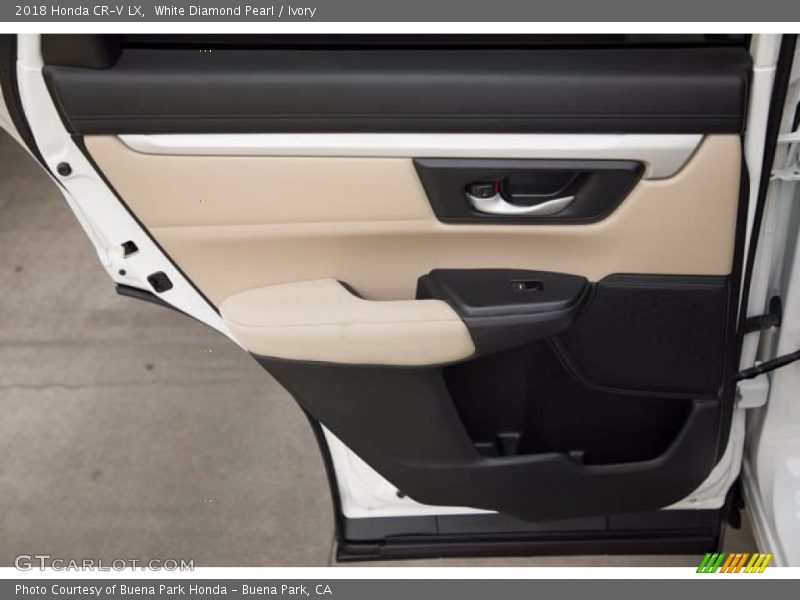 White Diamond Pearl / Ivory 2018 Honda CR-V LX