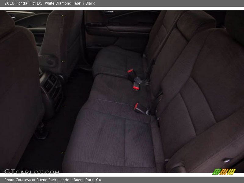 White Diamond Pearl / Black 2018 Honda Pilot LX