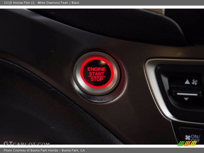 White Diamond Pearl / Black 2018 Honda Pilot LX