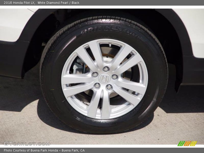White Diamond Pearl / Black 2018 Honda Pilot LX