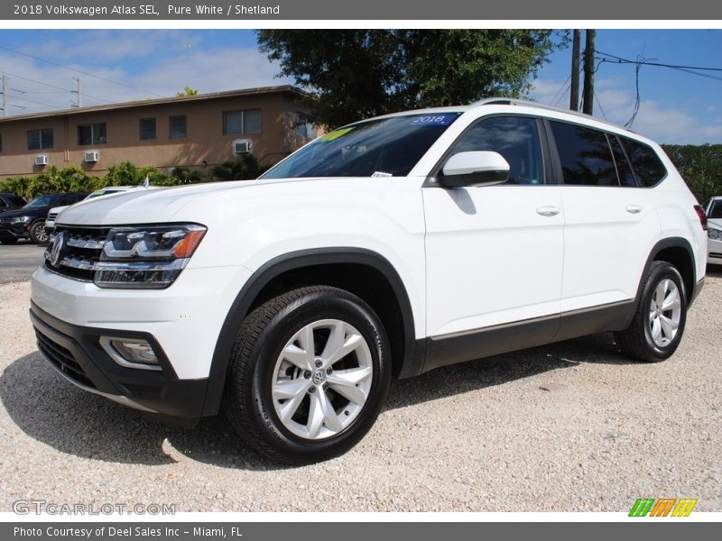 Pure White / Shetland 2018 Volkswagen Atlas SEL