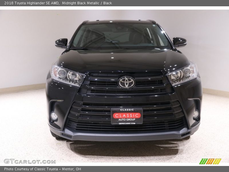 Midnight Black Metallic / Black 2018 Toyota Highlander SE AWD
