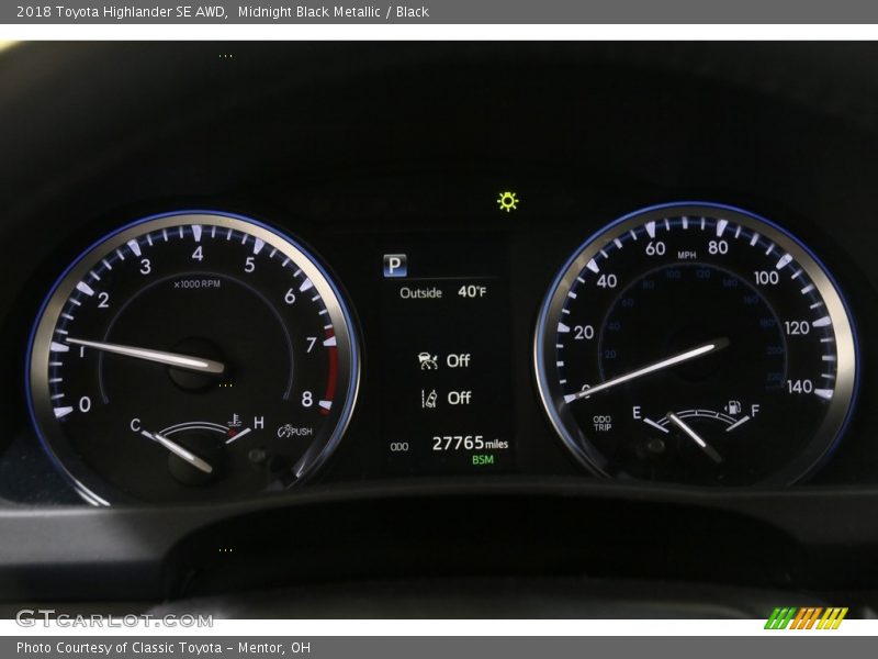 Midnight Black Metallic / Black 2018 Toyota Highlander SE AWD