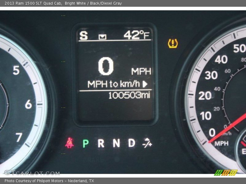 Bright White / Black/Diesel Gray 2013 Ram 1500 SLT Quad Cab