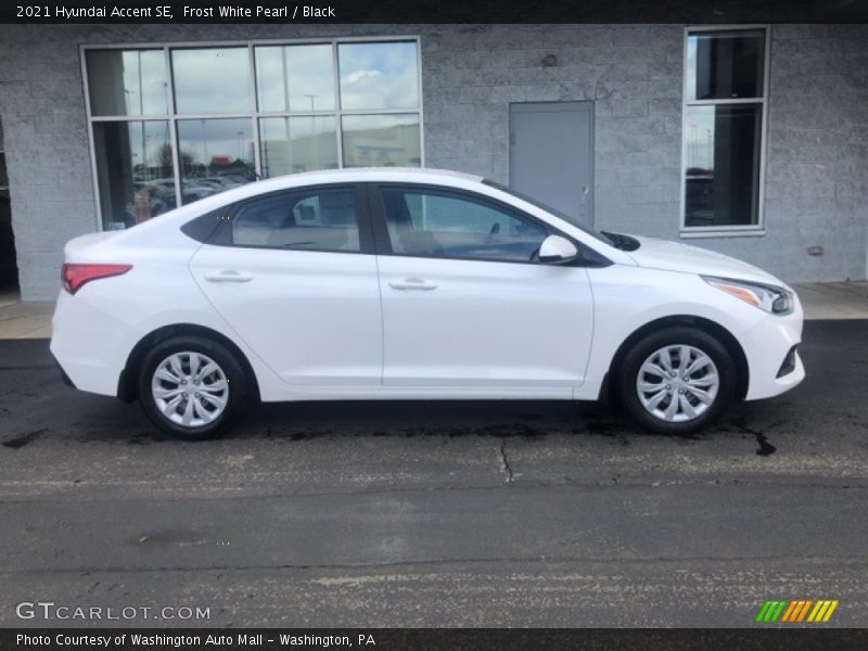 Frost White Pearl / Black 2021 Hyundai Accent SE