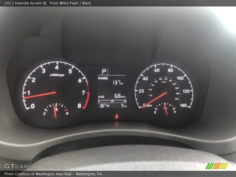Frost White Pearl / Black 2021 Hyundai Accent SE