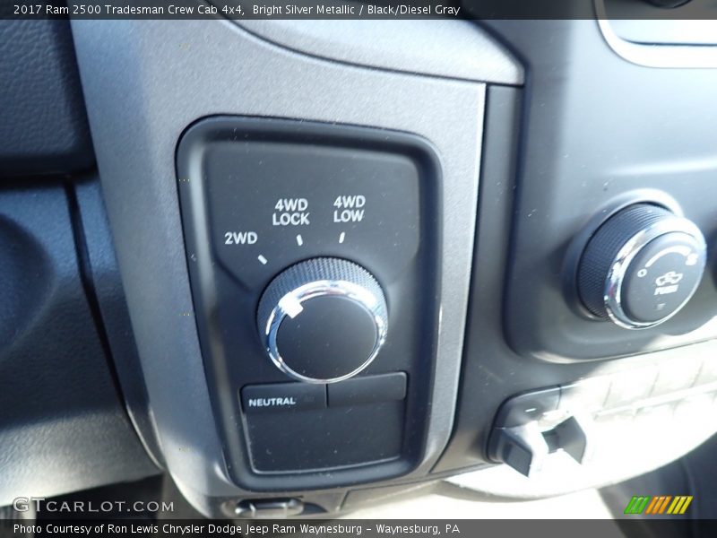 Bright Silver Metallic / Black/Diesel Gray 2017 Ram 2500 Tradesman Crew Cab 4x4