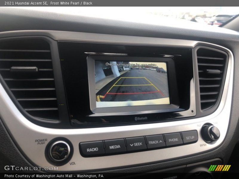 Frost White Pearl / Black 2021 Hyundai Accent SE