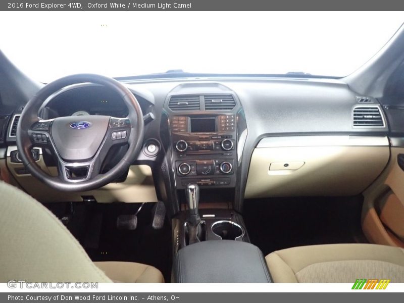 Oxford White / Medium Light Camel 2016 Ford Explorer 4WD