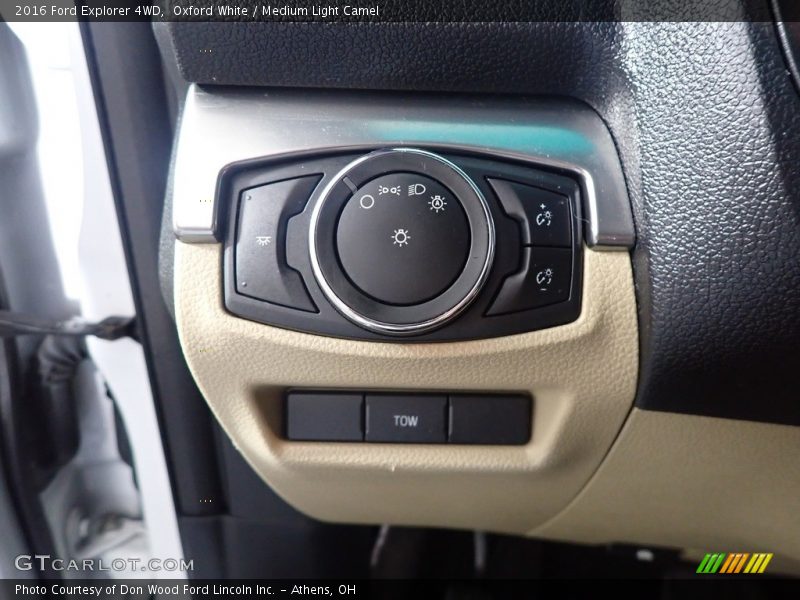 Oxford White / Medium Light Camel 2016 Ford Explorer 4WD