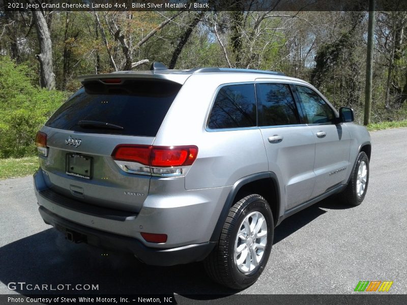 Billet Silver Metallic / Black 2021 Jeep Grand Cherokee Laredo 4x4