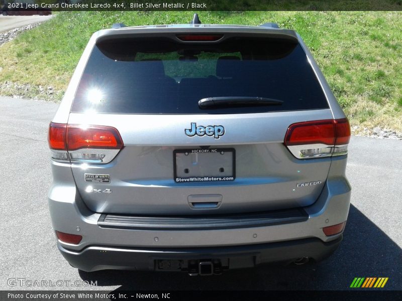 Billet Silver Metallic / Black 2021 Jeep Grand Cherokee Laredo 4x4