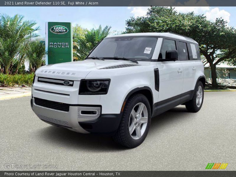 Fuji White / Acorn 2021 Land Rover Defender 110 SE
