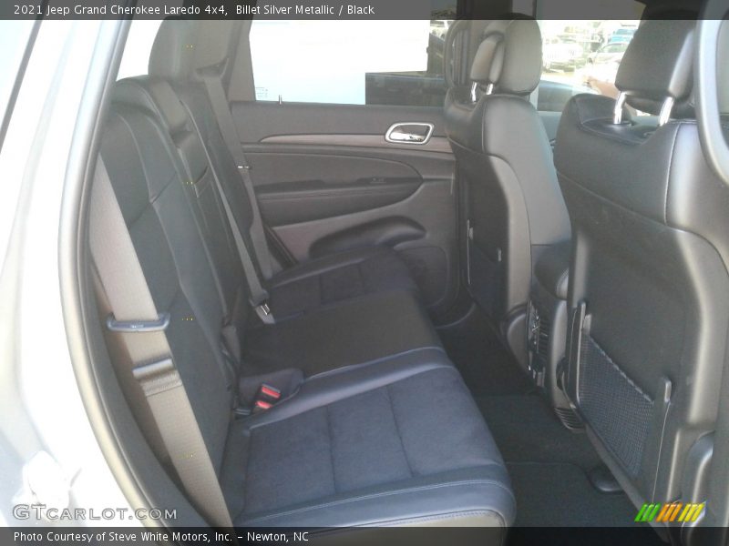 Billet Silver Metallic / Black 2021 Jeep Grand Cherokee Laredo 4x4