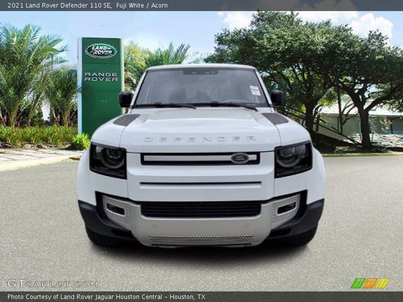 Fuji White / Acorn 2021 Land Rover Defender 110 SE