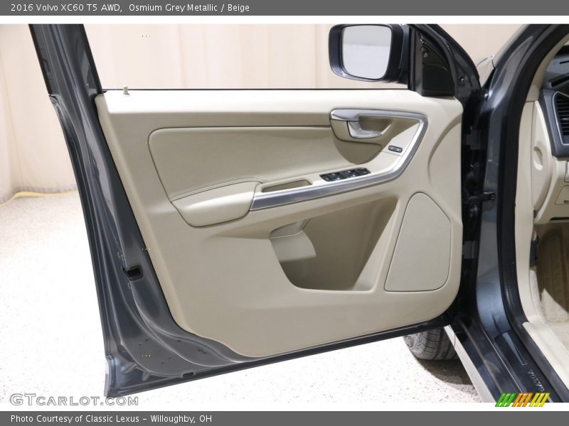 Door Panel of 2016 XC60 T5 AWD