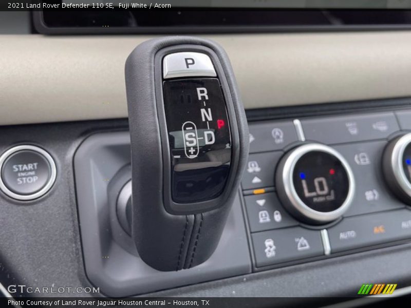  2021 Defender 110 SE 8 Speed Automatic Shifter