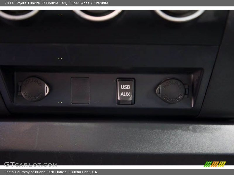 Super White / Graphite 2014 Toyota Tundra SR Double Cab
