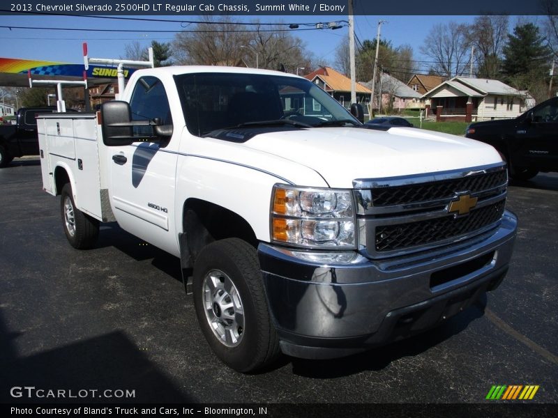Front 3/4 View of 2013 Silverado 2500HD LT Regular Cab Chassis