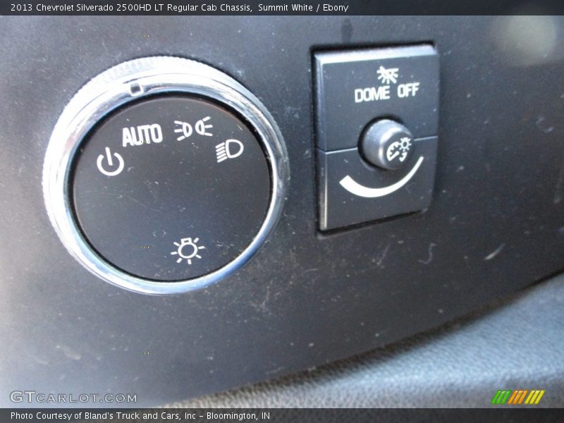 Controls of 2013 Silverado 2500HD LT Regular Cab Chassis