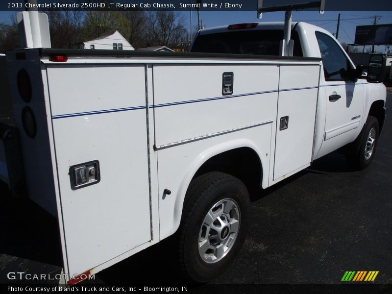 Summit White / Ebony 2013 Chevrolet Silverado 2500HD LT Regular Cab Chassis