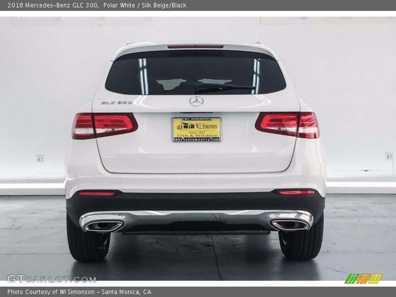Polar White / Silk Beige/Black 2018 Mercedes-Benz GLC 300