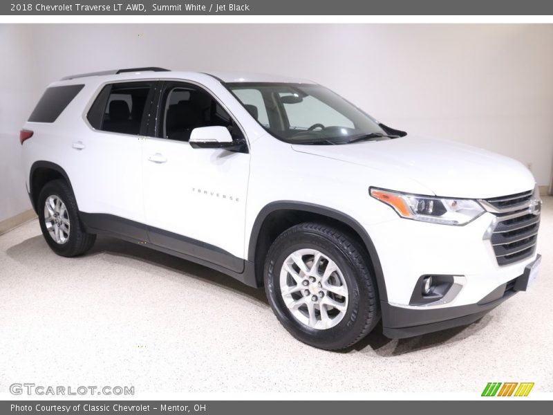 Summit White / Jet Black 2018 Chevrolet Traverse LT AWD