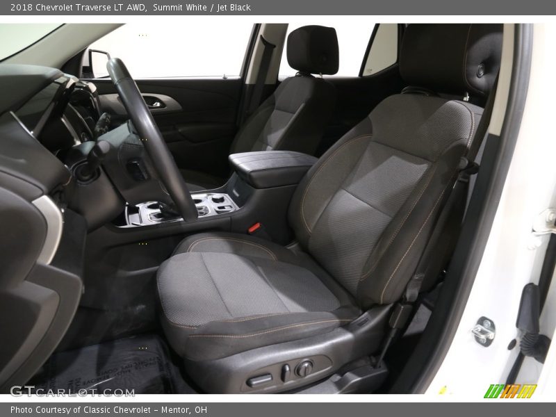 Summit White / Jet Black 2018 Chevrolet Traverse LT AWD