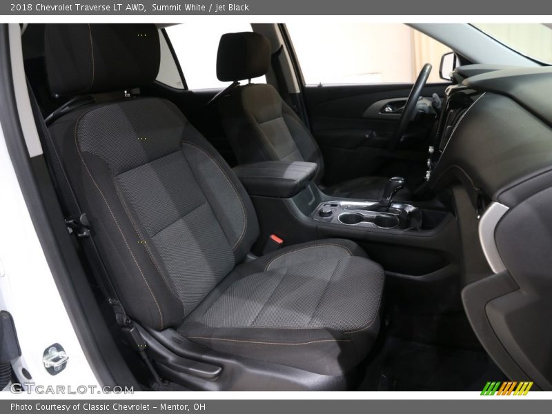 Summit White / Jet Black 2018 Chevrolet Traverse LT AWD