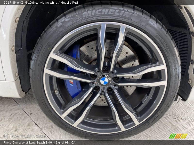 Alpine White / Mugello Red 2017 BMW X5 M xDrive