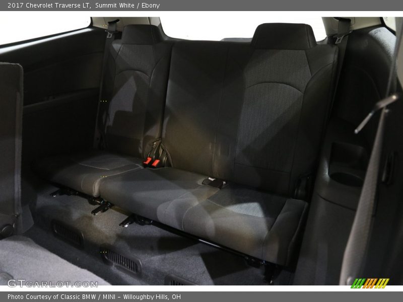 Summit White / Ebony 2017 Chevrolet Traverse LT