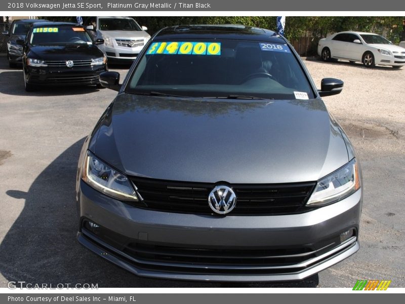 Platinum Gray Metallic / Titan Black 2018 Volkswagen Jetta SE Sport
