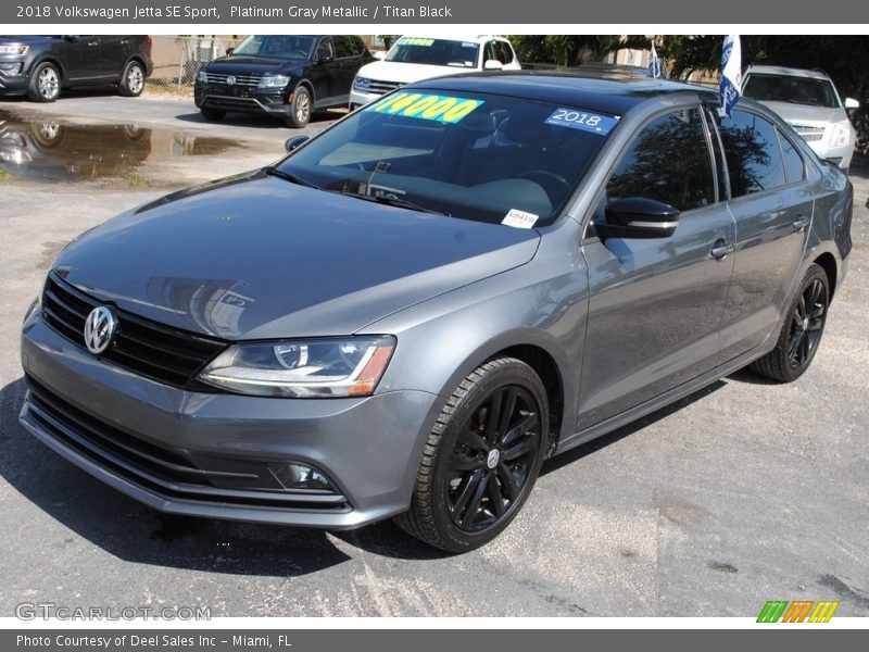 Platinum Gray Metallic / Titan Black 2018 Volkswagen Jetta SE Sport