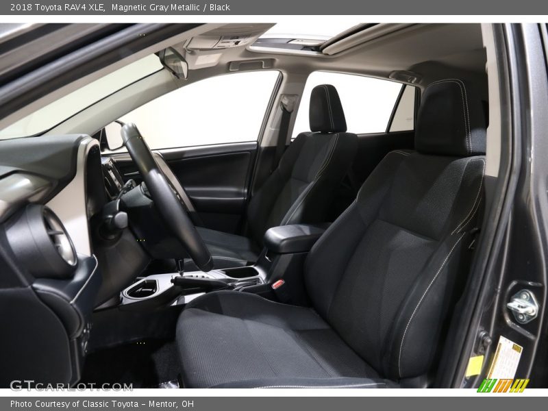 Magnetic Gray Metallic / Black 2018 Toyota RAV4 XLE