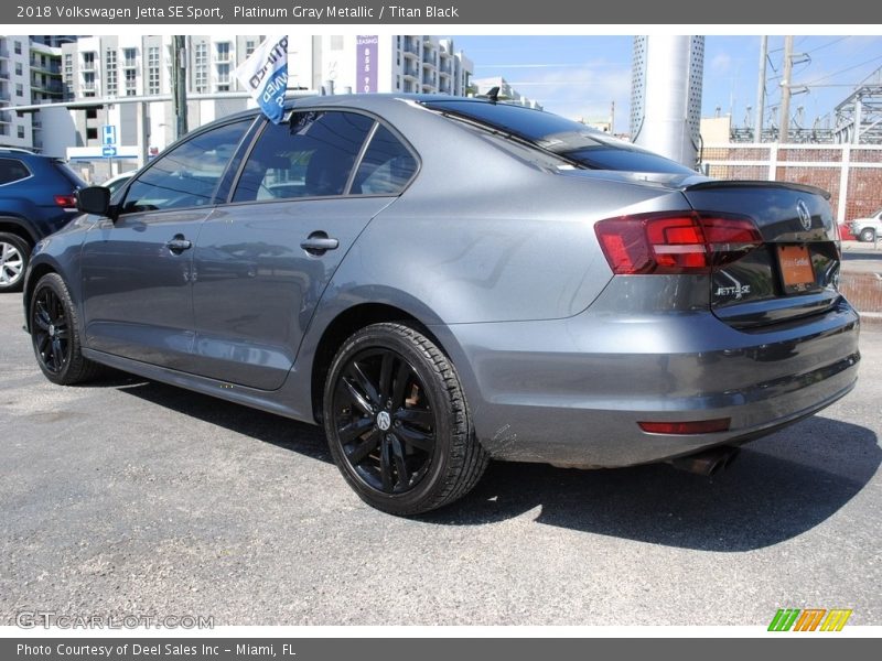 Platinum Gray Metallic / Titan Black 2018 Volkswagen Jetta SE Sport