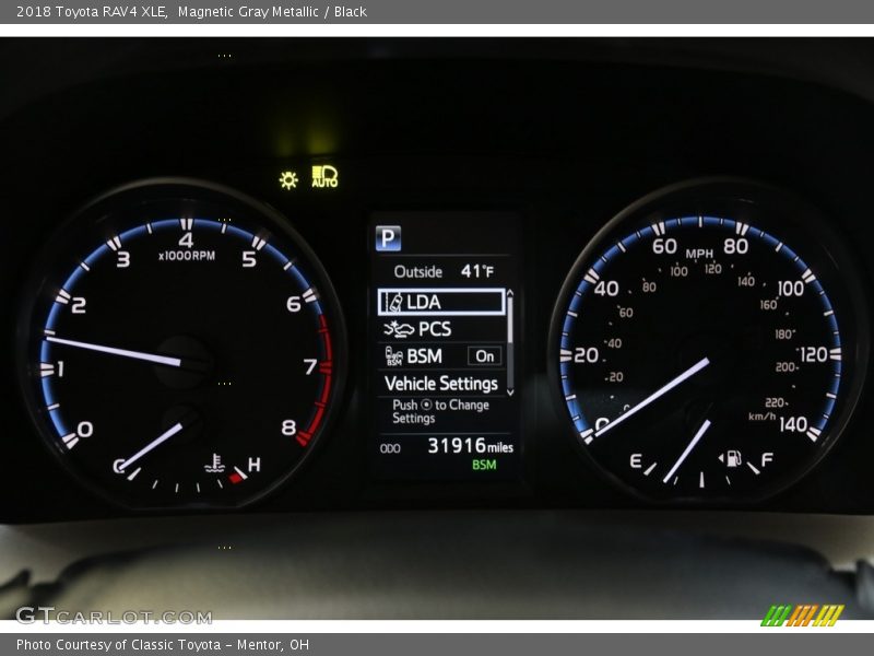 Magnetic Gray Metallic / Black 2018 Toyota RAV4 XLE