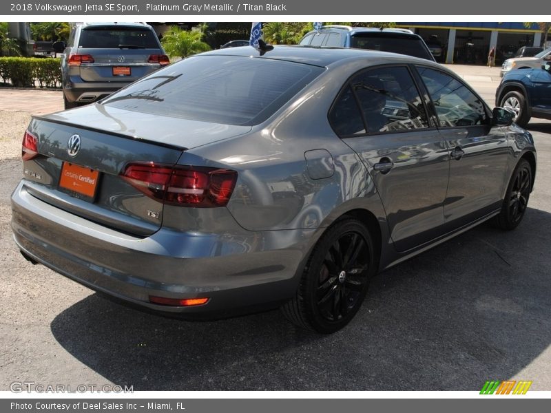 Platinum Gray Metallic / Titan Black 2018 Volkswagen Jetta SE Sport