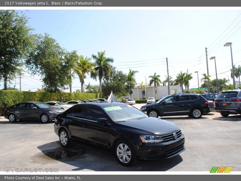 Black / Black/Palladium Gray 2017 Volkswagen Jetta S