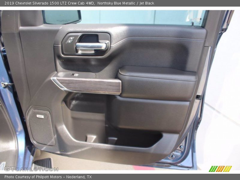Northsky Blue Metallic / Jet Black 2019 Chevrolet Silverado 1500 LTZ Crew Cab 4WD