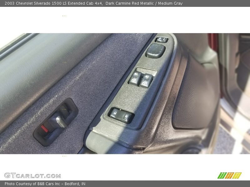 Dark Carmine Red Metallic / Medium Gray 2003 Chevrolet Silverado 1500 LS Extended Cab 4x4
